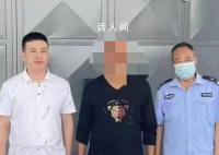 两男子给花车巡游视频配哀乐被行拘 目前已被邓州公安机关拘留罚款