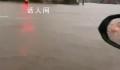 桂林强降雨出现内涝:车要浮起来了