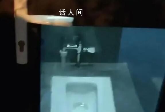山西太原“透明厕所”疑造价约59万 引发网友关注