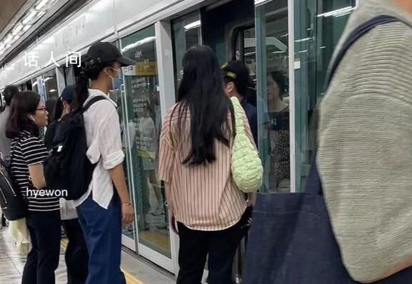 汤唯韩国坐地铁 太令人意外了