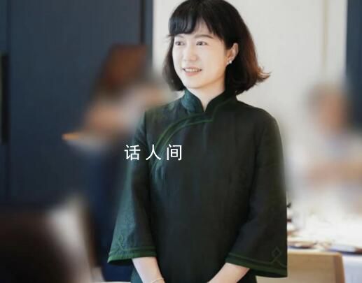 网友晒翁帆在日本参加活动照 穿旗袍被赞知性