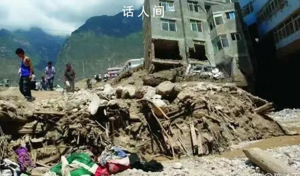 湖北宜昌突发山体岩石崩塌致7死 相关处置工作正在紧张进行中