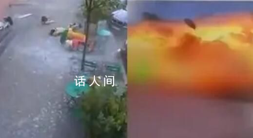 乌克兰一地遭导弹袭击:整条街被炸穿