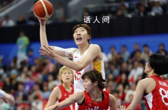 中日女篮巅峰对决 中国女篮74比72战胜日本女篮