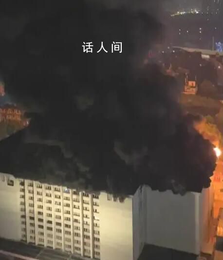 官方回应武汉一建筑物高层起火 目前火已扑灭暂无人员伤亡