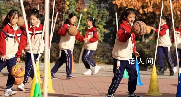 央视评深圳推行每天一节体育课 全新的开始
