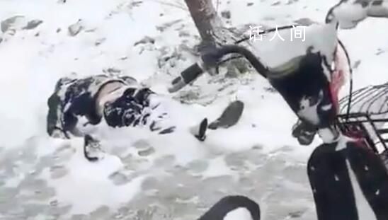 河南一男子醉倒雪地里被冻死 电动车停在一旁