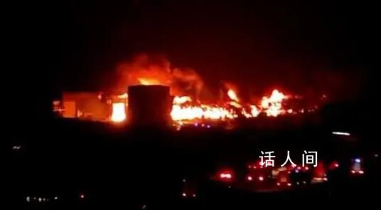 郑州辟谣“某高校发生火灾” 实为钢结构仓库起火