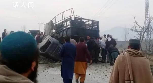 巴基斯坦一警车被炸6名警察身亡 22人受伤