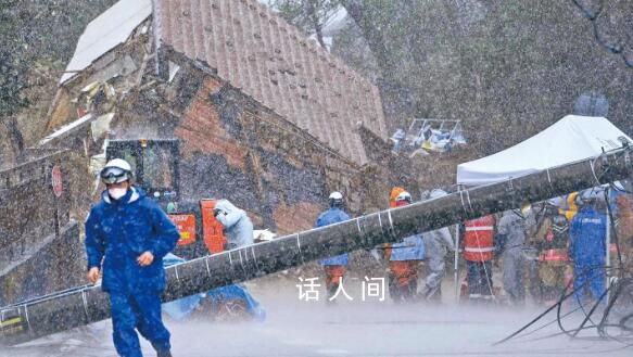 日本确认地震首名海啸遇难者 死亡人数上升至215人
