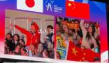 世乒赛观众席一生要强的中国女人 中日两国球迷展开了热舞PK