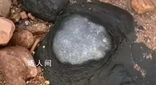 青岛辟谣海边石头里有钻石玛瑙 这些石头很常见